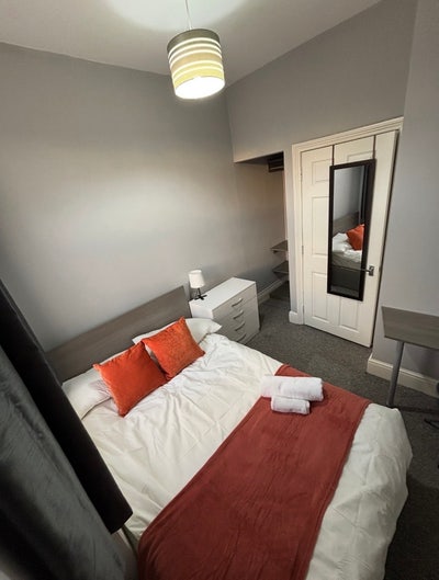 ✨Luxury Double Bedroom✨ Available Now! Main Photo