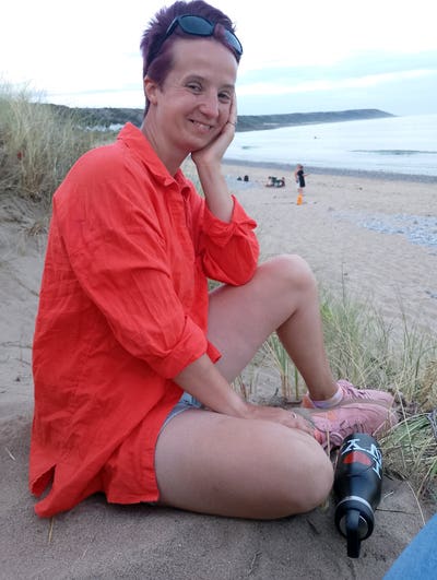 Looking for female only flatmate in Barry  Main Photo