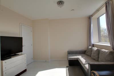 Modern One-Bedroom Apartment | Secure Development  Main Photo