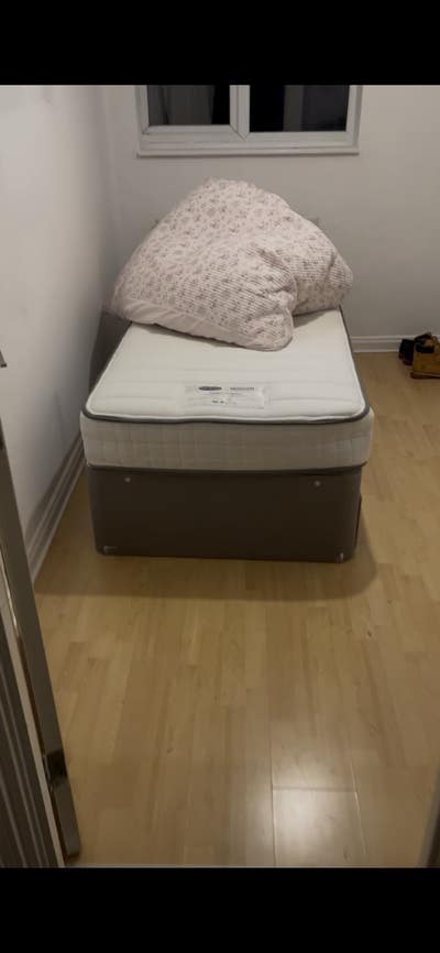 Small room available to rent on Downs Barn  Main Photo