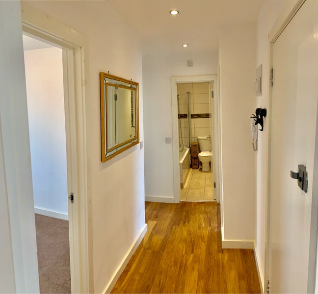 Friendly Flat Share - 2 Dbl Rooms 🏠 &pound;1,100 Pcm Main Photo