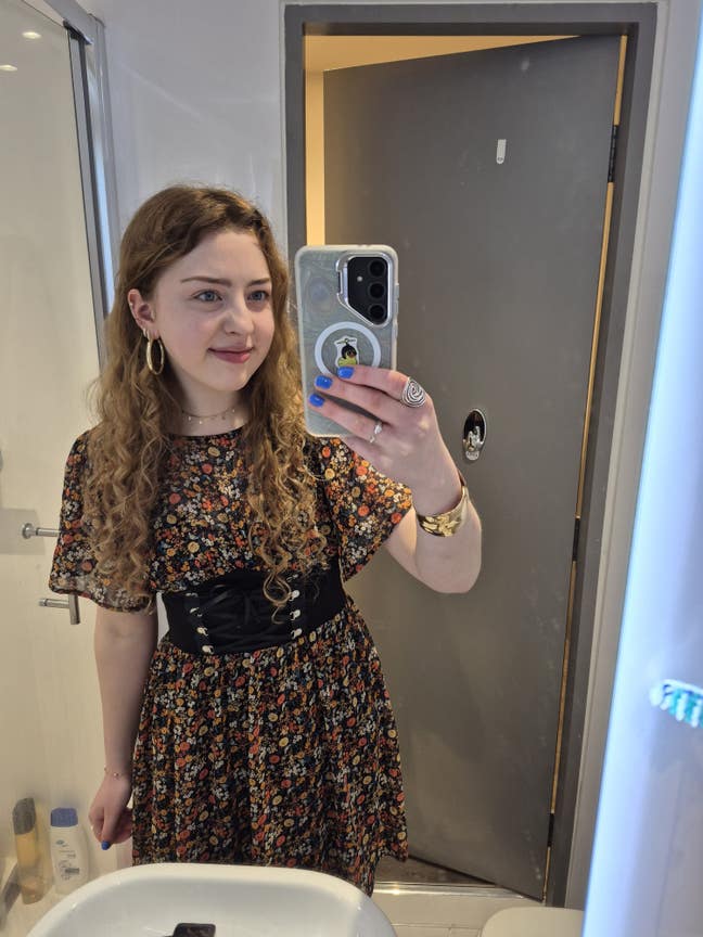 Friendly Irish girl Main Photo