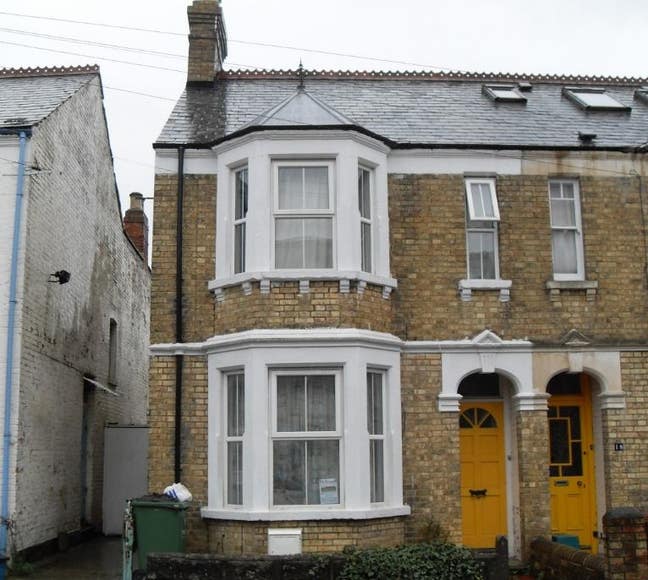 Double Room Available just off Cowley Road Main Photo