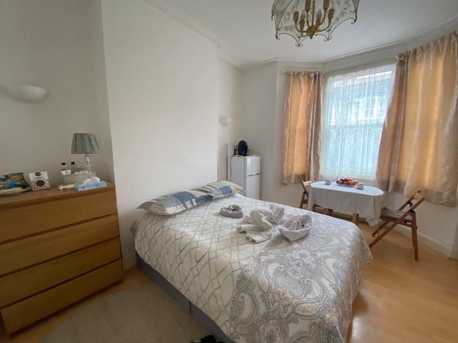 ✨ 🛏️ 2 Double Rooms to Let in 📍Dollis Hill  Main Photo