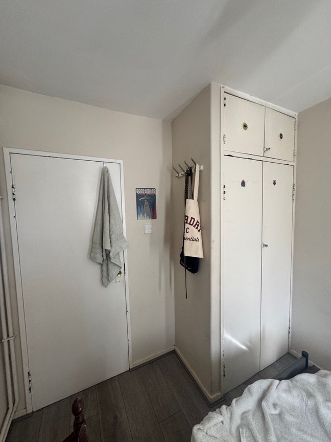 Nice single room for rent Main Photo