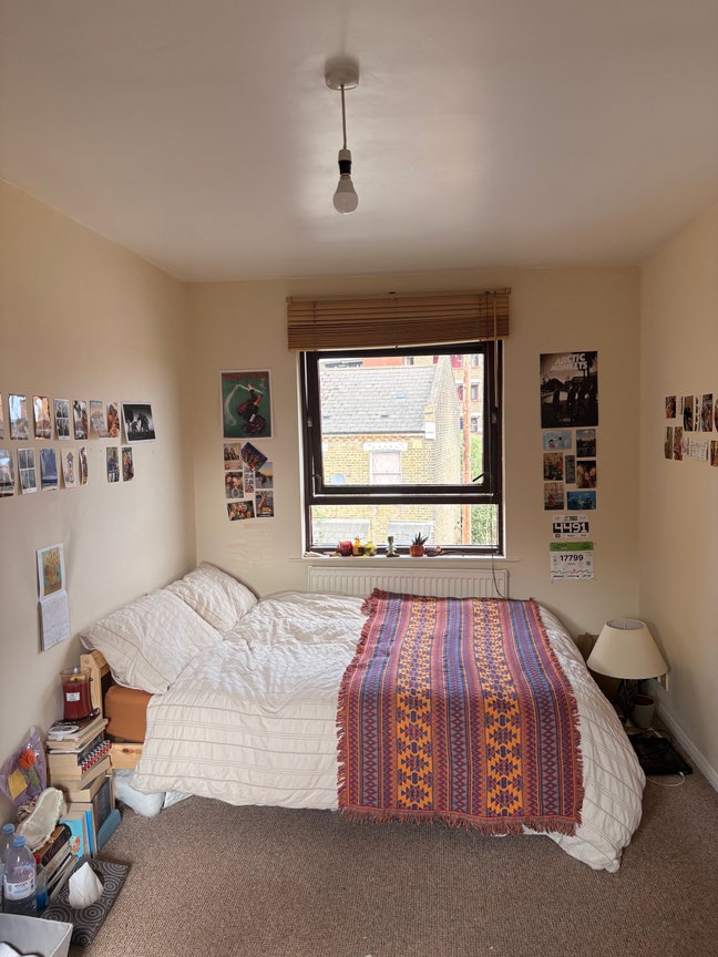 Large Double Room by the River Lea🌸 Main Photo