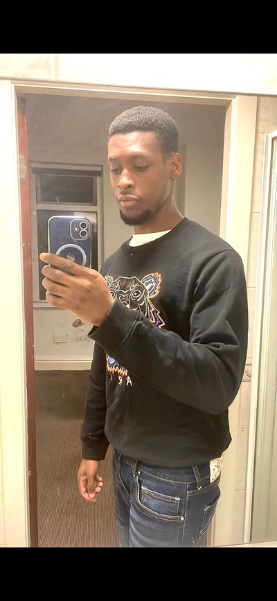23 year old Male seeks a single or double room Main Photo