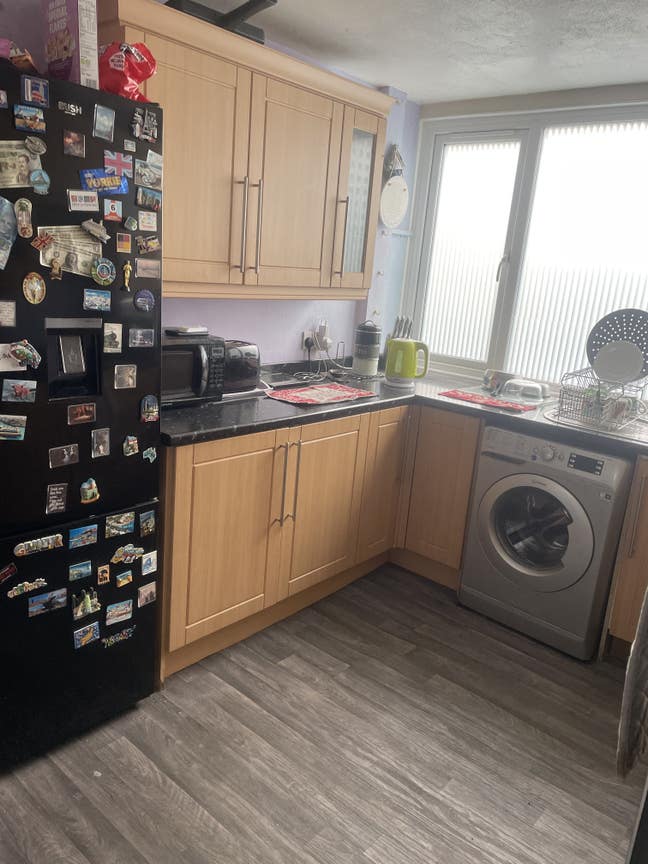Room to rent shared house .  Main Photo