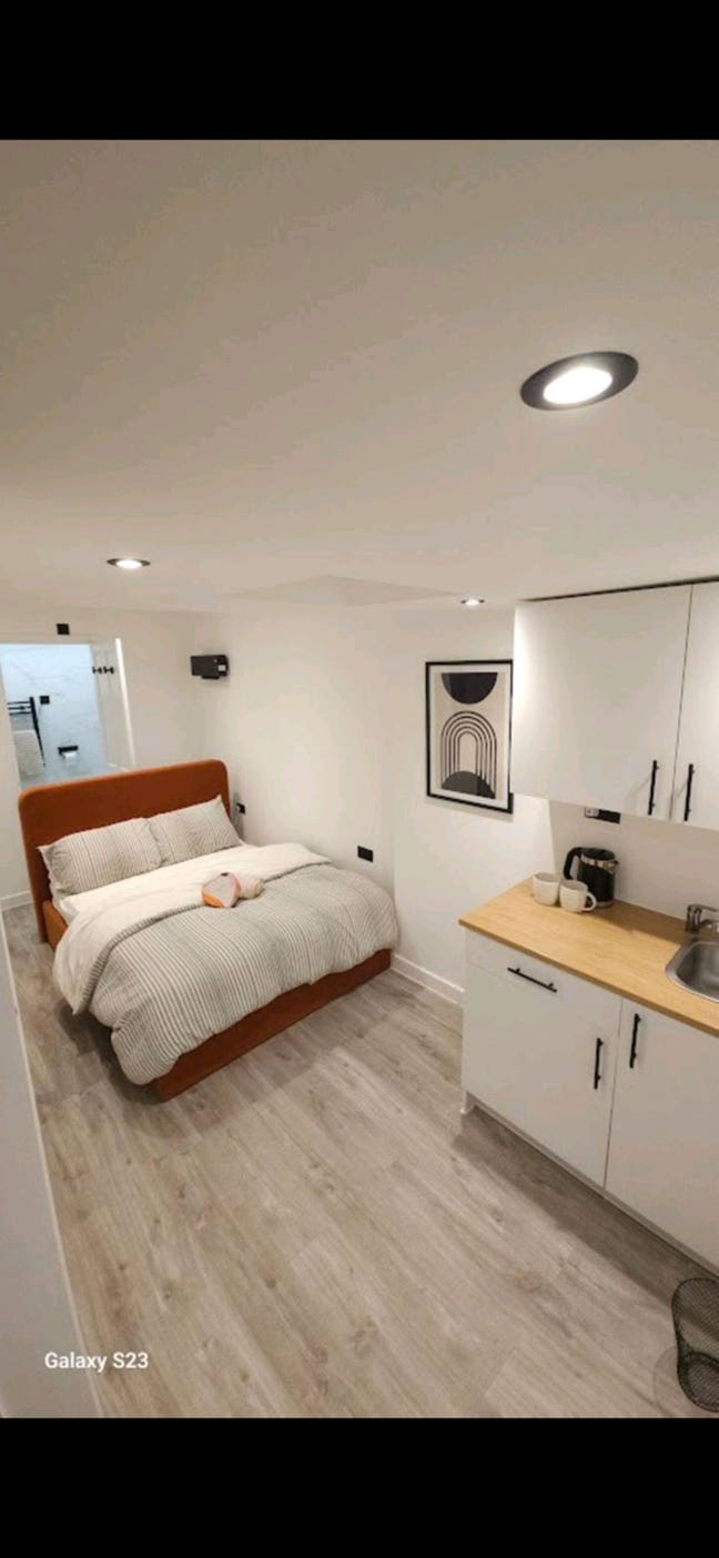 Plush Studio- Garage conversion Main Photo