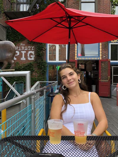Friendly Expat Seeking Double Room in Clapham Area Main Photo