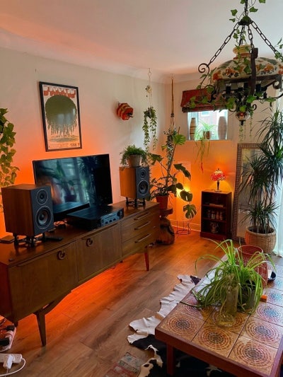 Boutique Canal-Side Double Room • 5 mins to Tram Main Photo