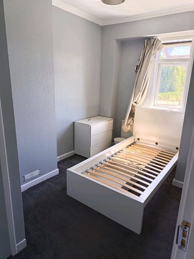 *One Last Room Available in a Quiet Home in NP20!* Main Photo