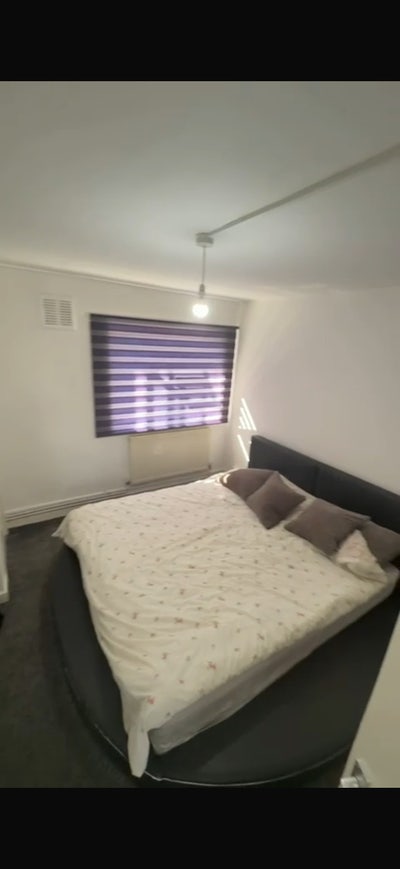 Room to rent  Main Photo