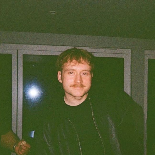 27 M - Looking for a friendly London Houseshare Main Photo