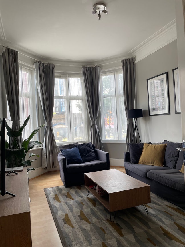 Large double room, Vauxhall SW8 Main Photo