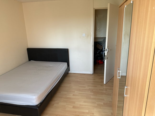 Room close to South Bank University  Main Photo