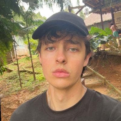 Kevin, 22 | British/Venezuelan | Engineer Main Photo