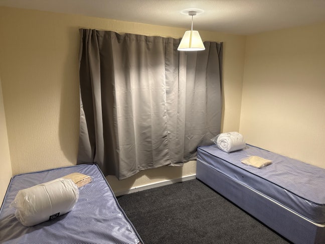 Room to rent  Main Photo