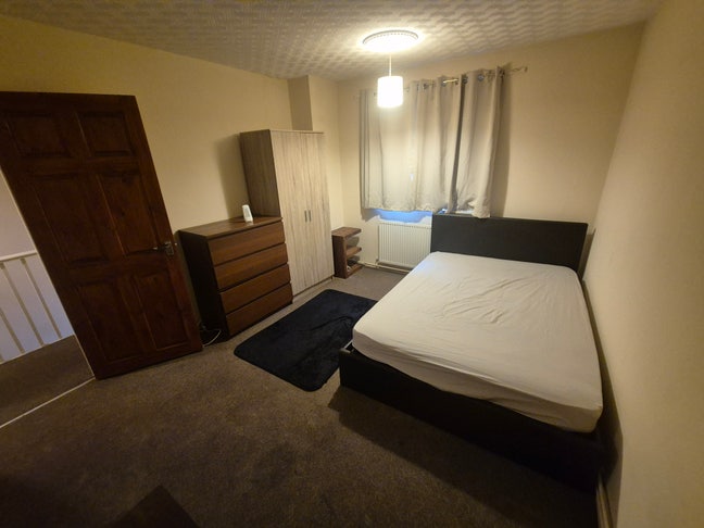Double Room in TILBURY &pound;185 pw Main Photo
