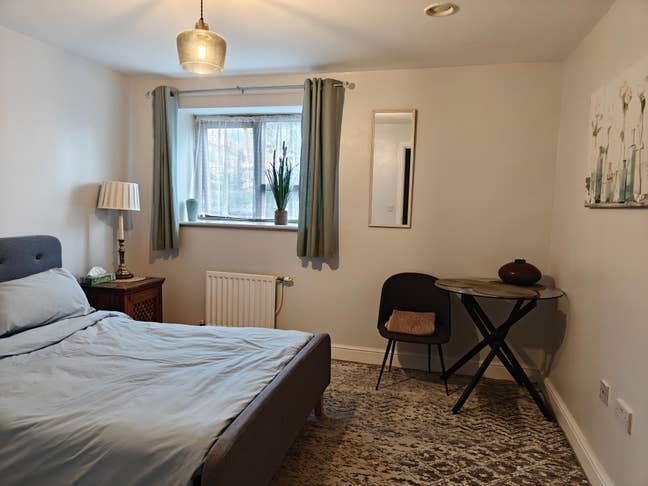 Monday- Friday Double Bedroom in Westbury Park BS9 Main Photo