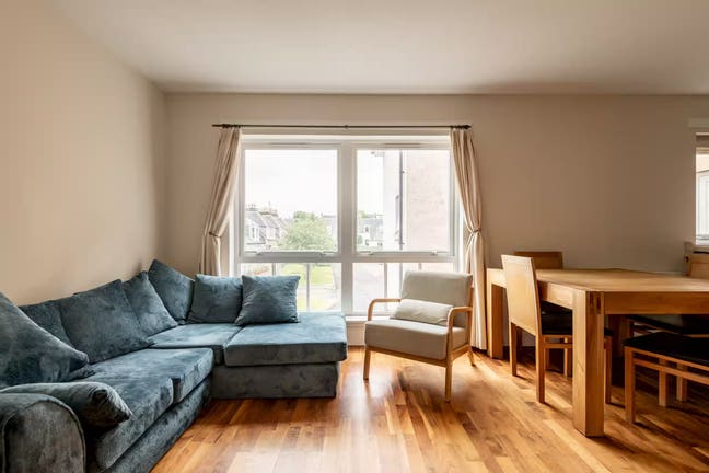 Student Room for Let  Main Photo