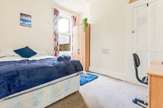 Elm Grove + Professionals High in Luxury Main Photo