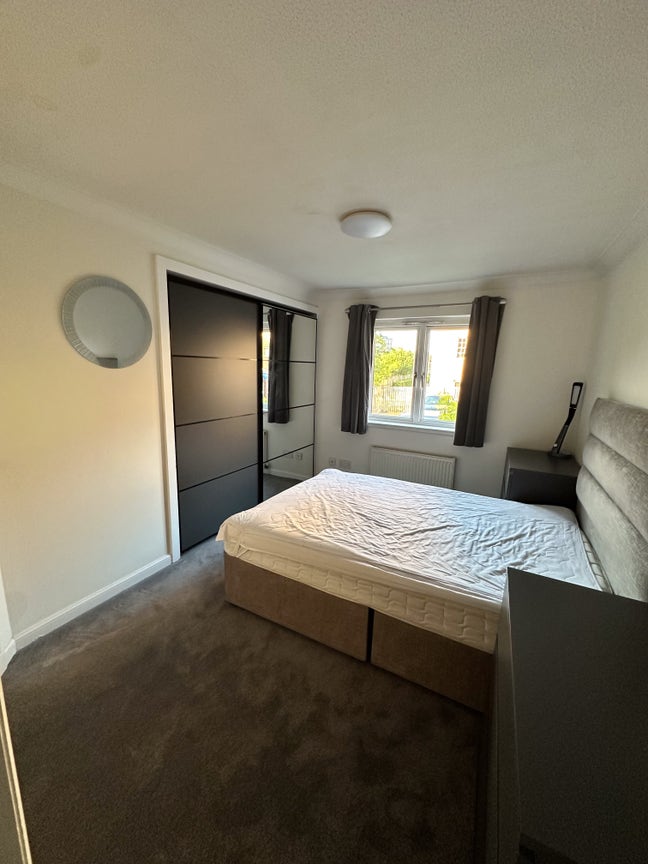 Fully furnished en-suite double bedroom-Haymarket Main Photo