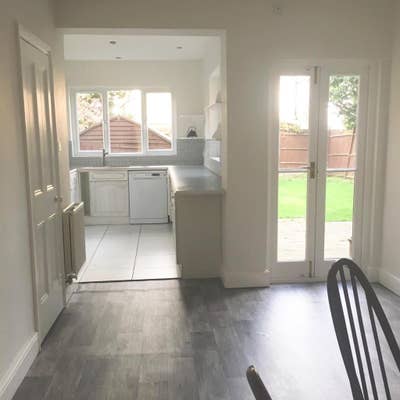 Spacious Double Rooms Available for Short Term Let Main Photo