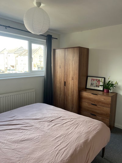 Room to rent in Heaton  Main Photo
