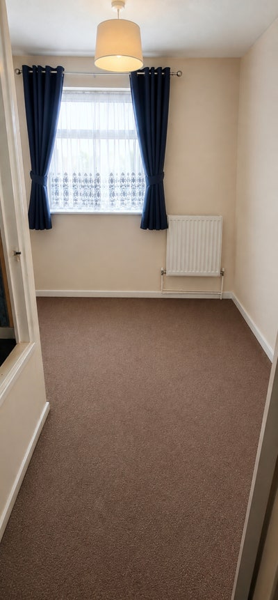 Spacious and Bright Single Room in Basildon  Main Photo