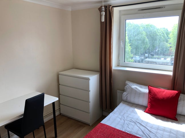 Nice Double Bedroom- Bermondsey/ London Bridge Main Photo