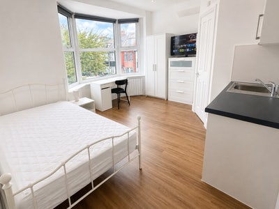 High-Spec En-Suite Rooms  Main Photo
