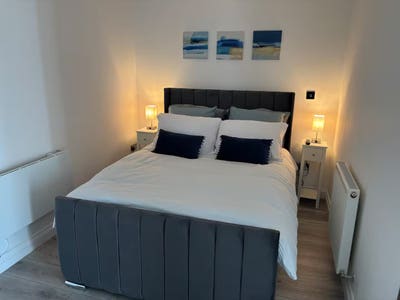 Heart of Ashley Cross, double en-suite available   Main Photo