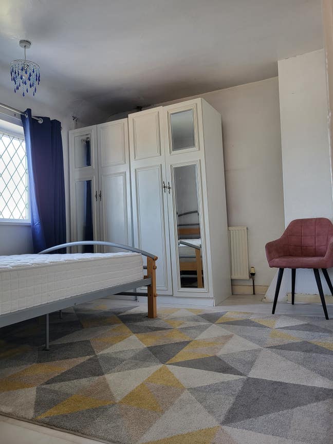 3 bed semi Bradwell(Live in landlord)  Main Photo