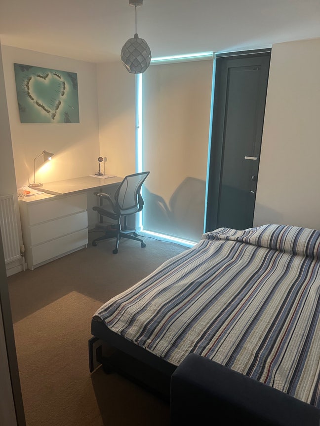 Bright spacious double room near bermondsey zone2 Main Photo