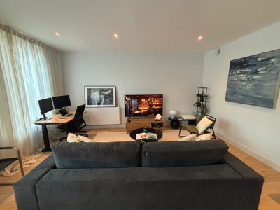 Modern flat in Fulham Main Photo