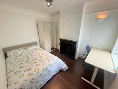 2 Double rooms available for rent  Main Photo