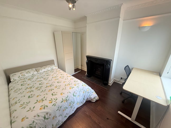 2 Double rooms available for rent  Main Photo