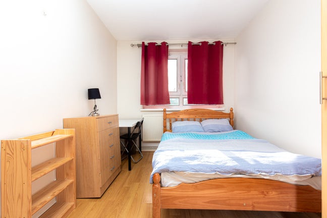 East London – E1 🏠 Aldgate East / Spitalfields Main Photo