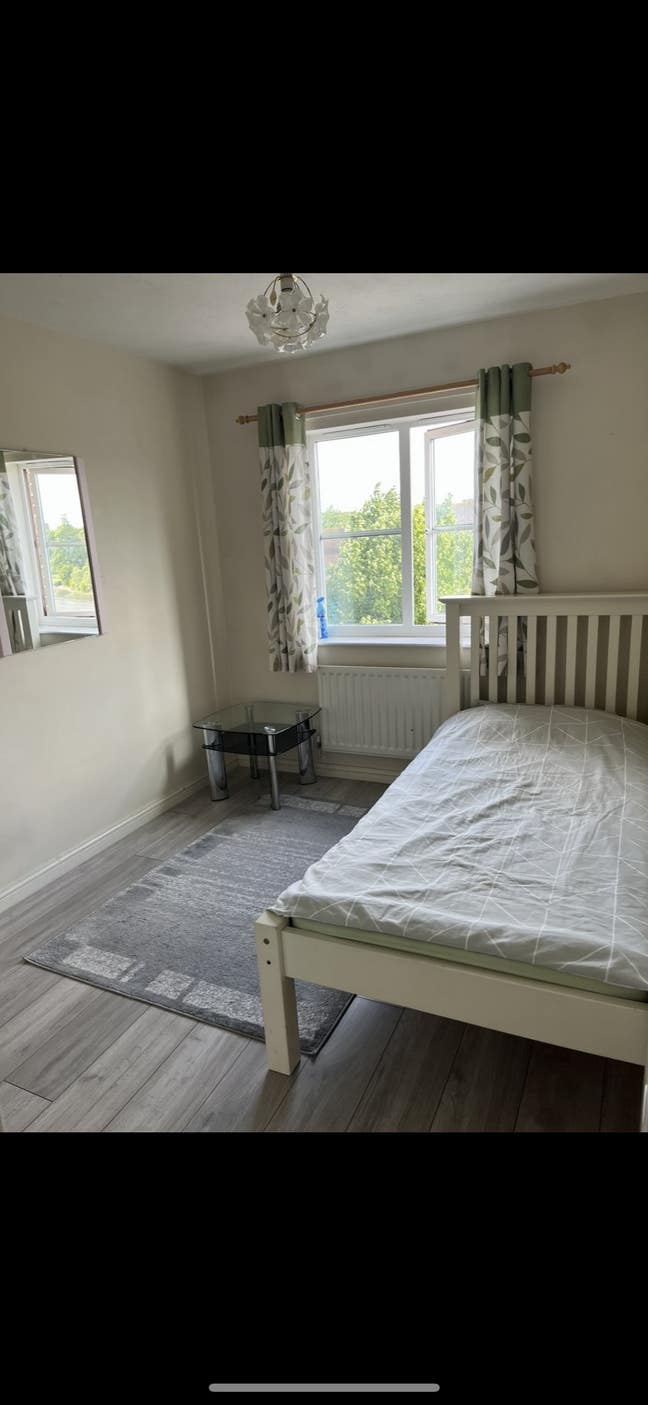 Double room available for rent  Main Photo