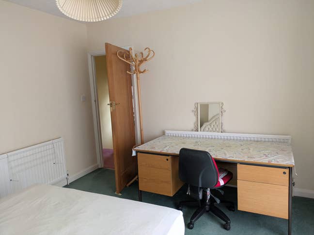 Double room in West of Cambridge Main Photo