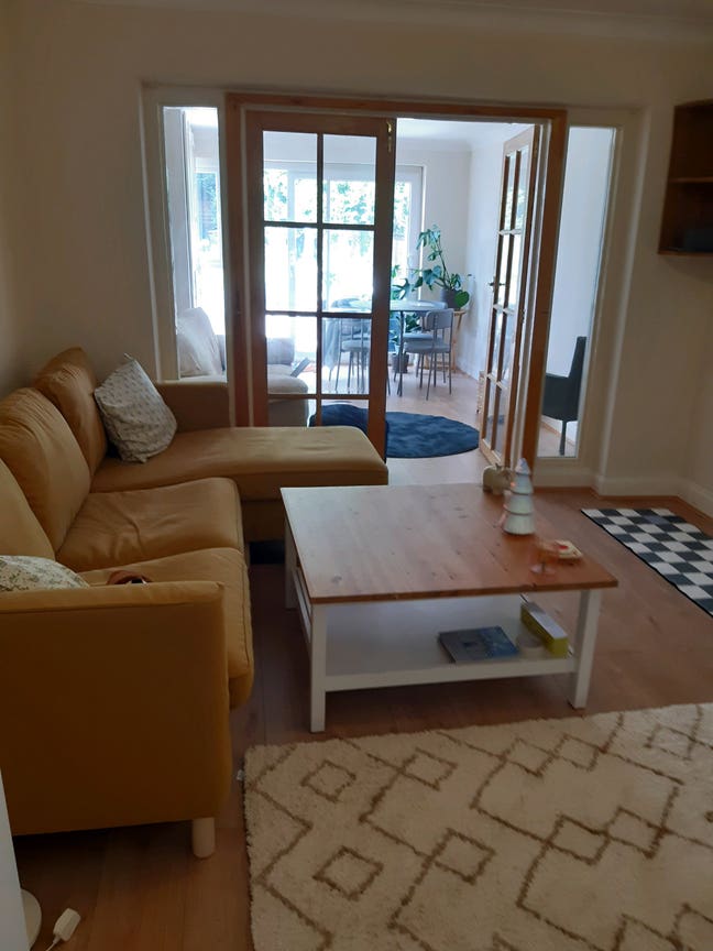 Double room 2 mins from Sutton High Street Main Photo
