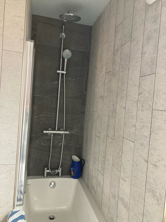 Double Room for Rent Main Photo