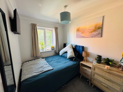 Room to rent  Main Photo