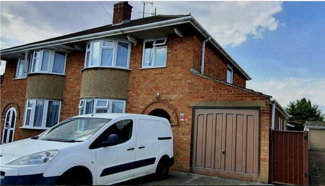 Family house Main Photo