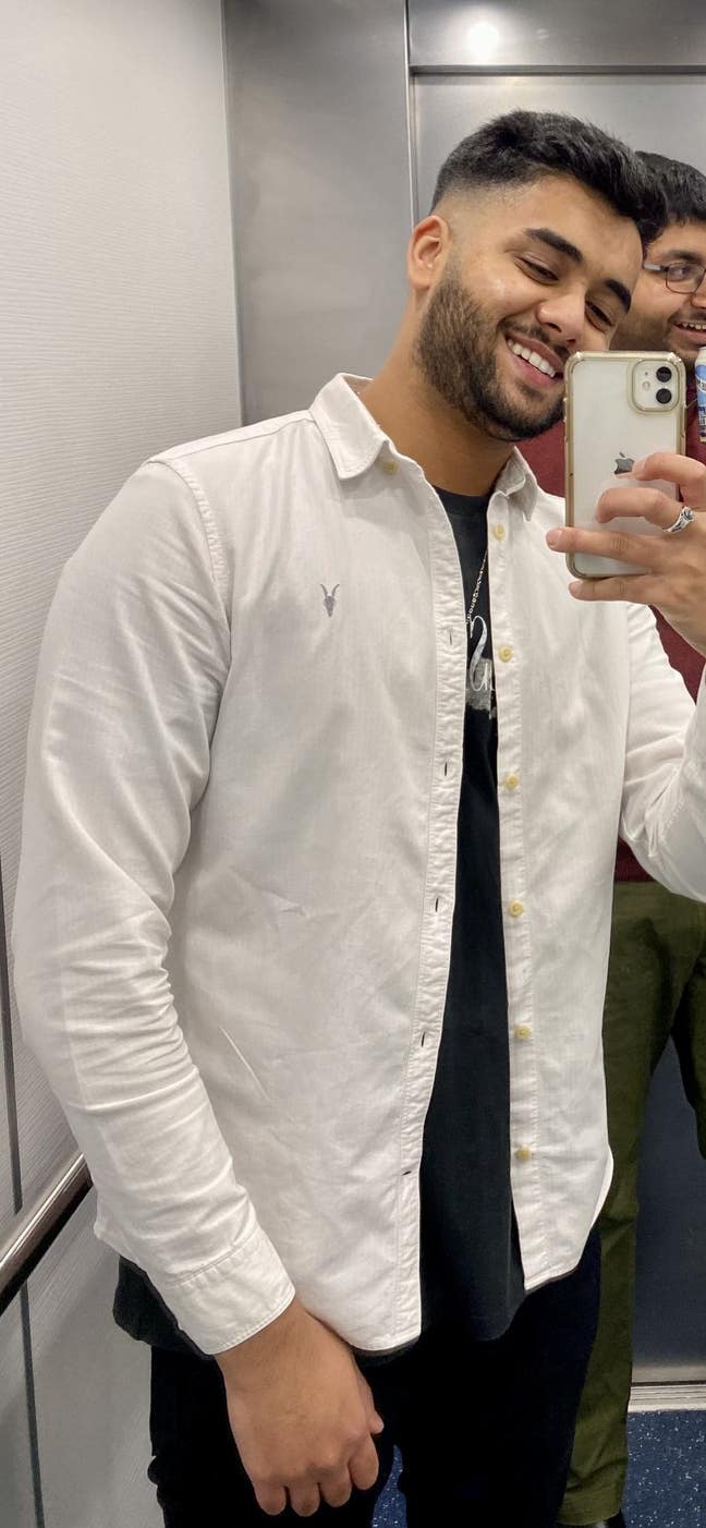 ASAP Looking for a flat mate for house or flat sha Main Photo