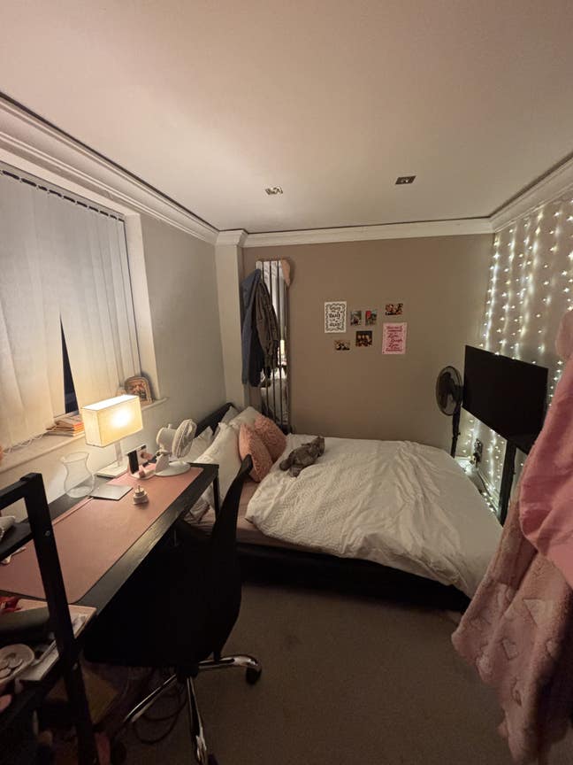 Lovely room in large house in Camden  Main Photo