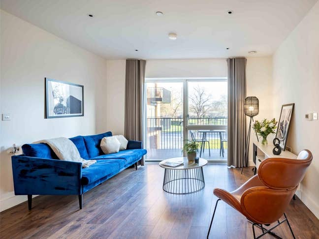 2 bed new build apartment with en-suite Main Photo