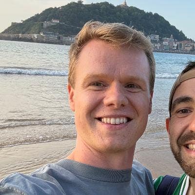 I’m 35 single gay man, and recently moved b... Main Photo