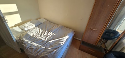 Room for Rent in Ferring High Street.  Main Photo